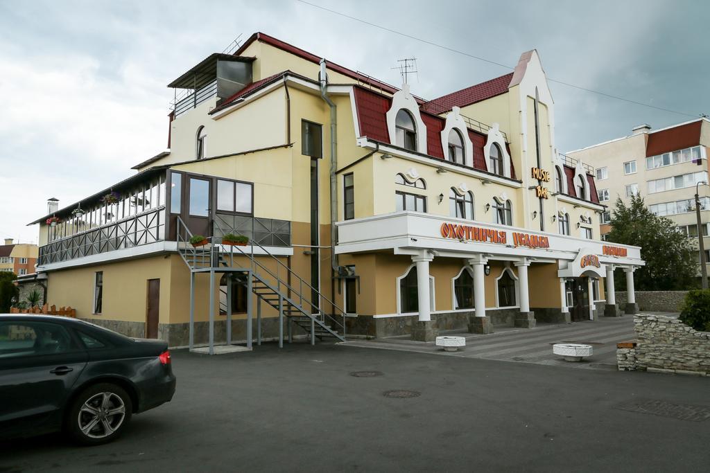 Hotel Ohotnichia Usadba Aleksandrovskaya  Zewnętrze zdjęcie